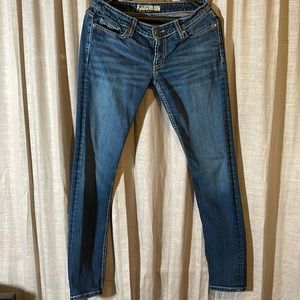 BKE Jeans from Buckle - sz 30x31.5 gently used no rips, back pocket bling